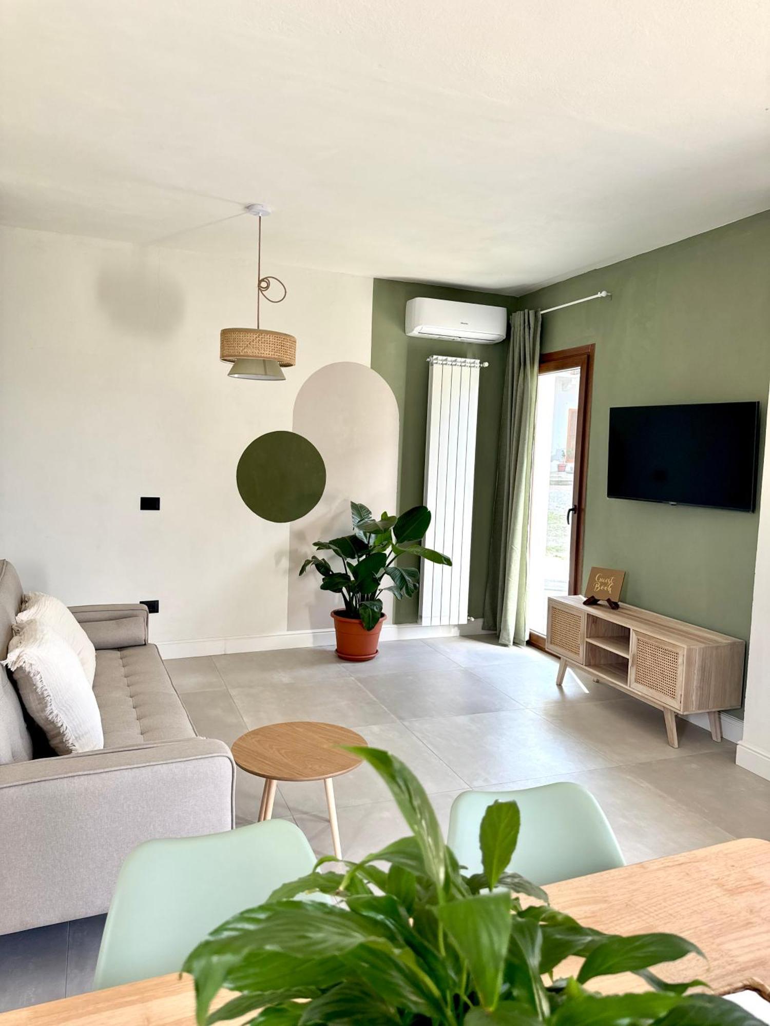 Villa Il Cortile Del Borgo à Borgo Ticino Extérieur photo