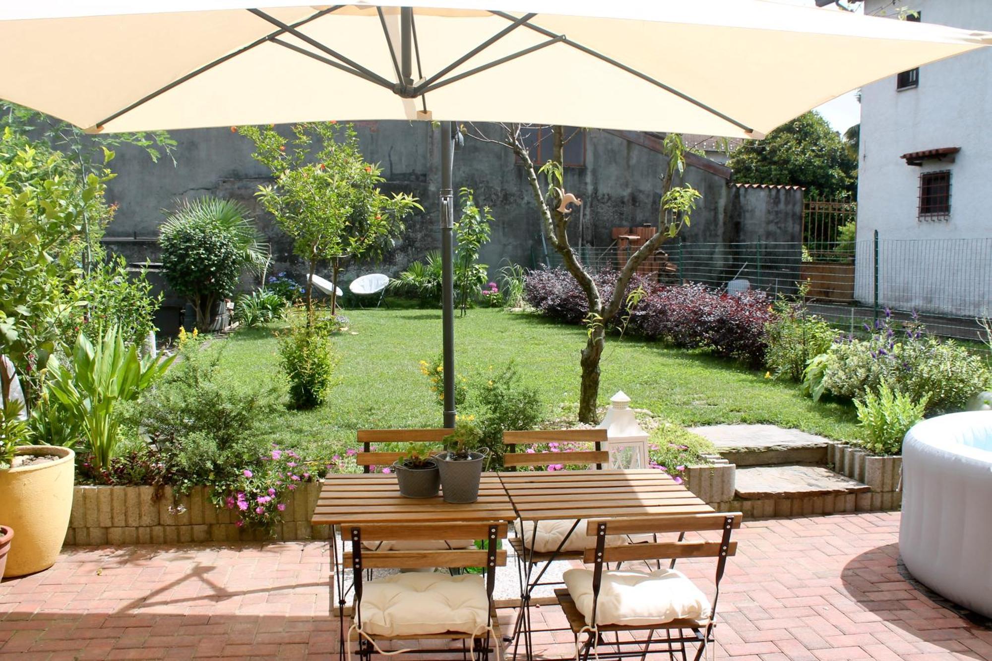 Villa Il Cortile Del Borgo à Borgo Ticino Extérieur photo